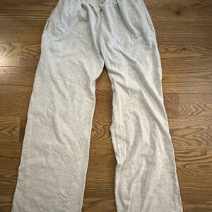 Brandy Melville | Anastasia Sweatpants in light grey